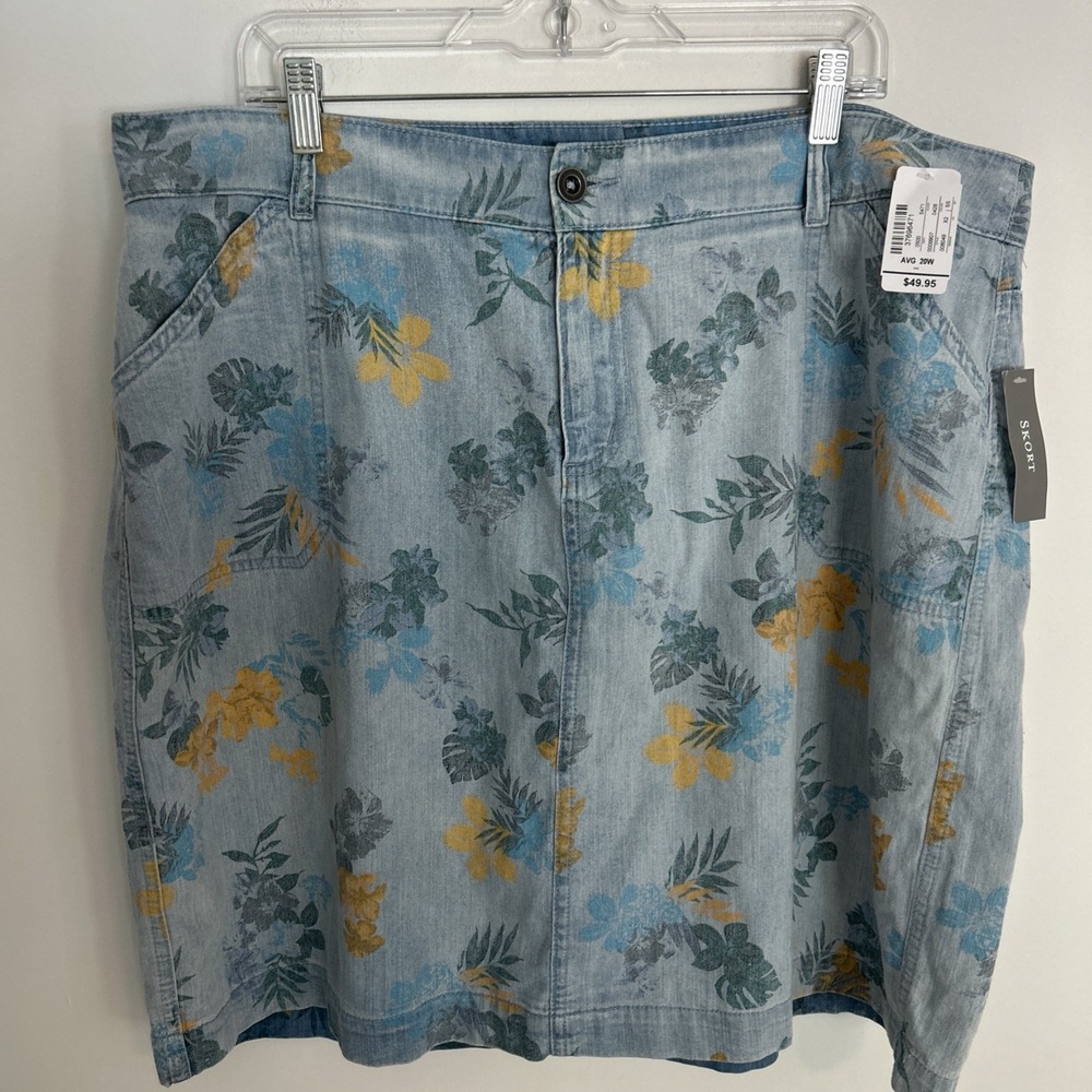 NWT CJ Banks Blue‎ Denim Floral Print Size 20 W Skort Summer Casual